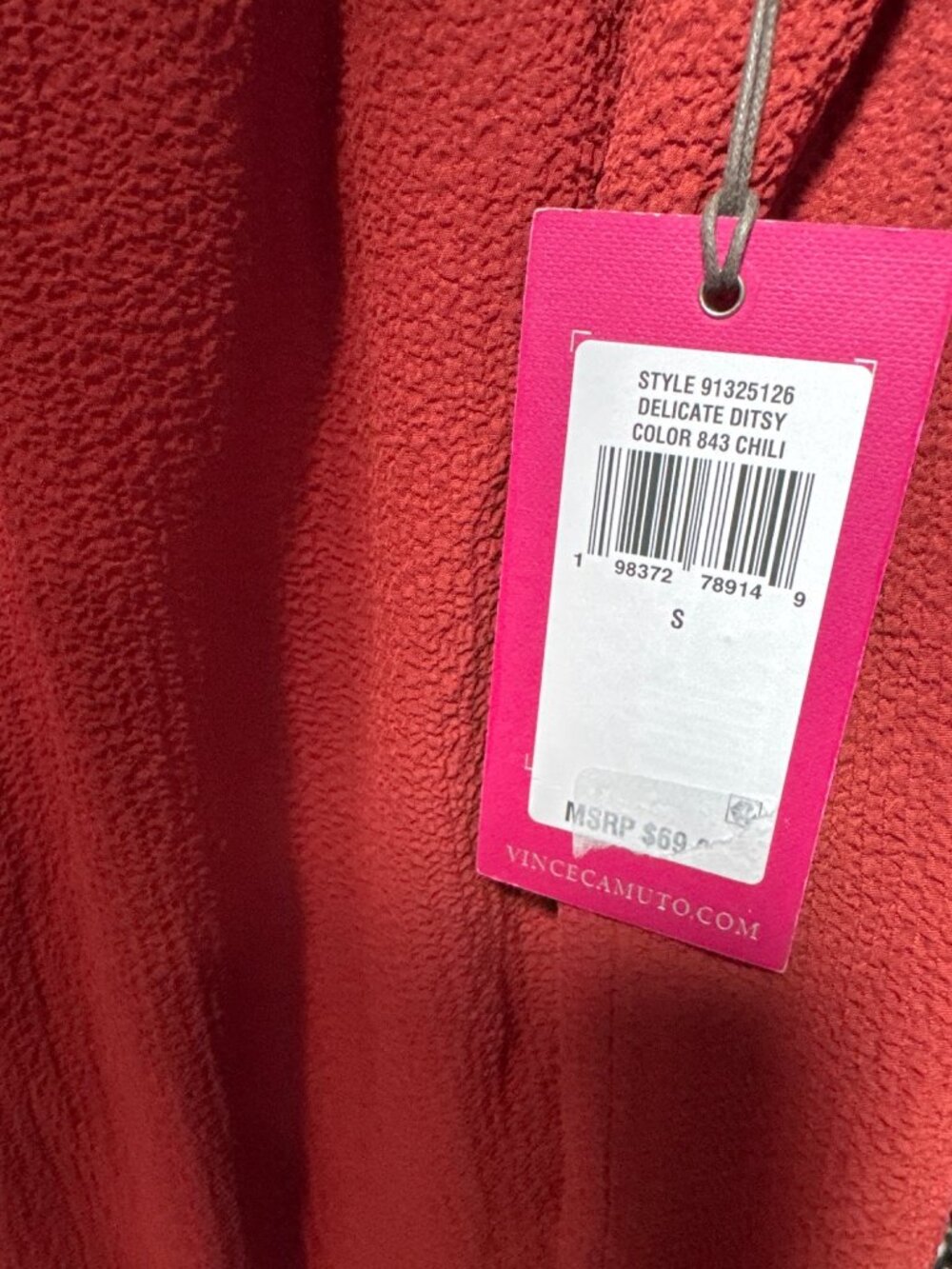 NWT Vince Camuto Chili Red Textured Pleated Sleeveless Top S MSRP $69 - Picture 3 of 7